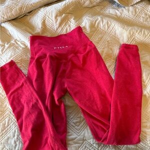 P'tula Women's Red Leggings